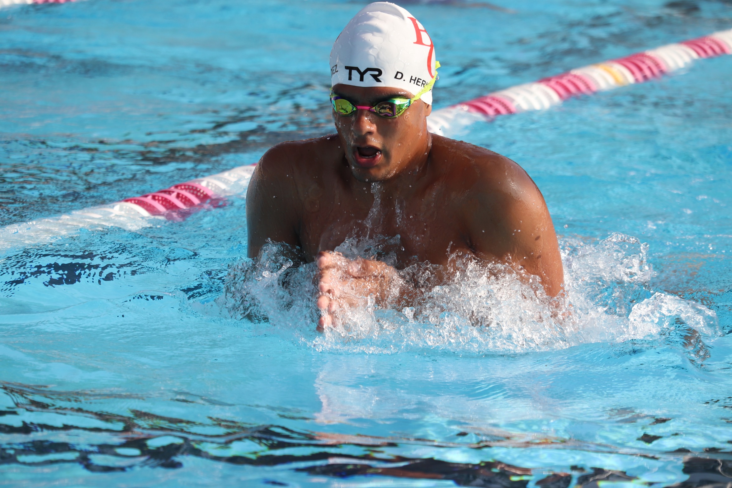 Hernandez Sets Lifetime Record in the 100 Backstroke